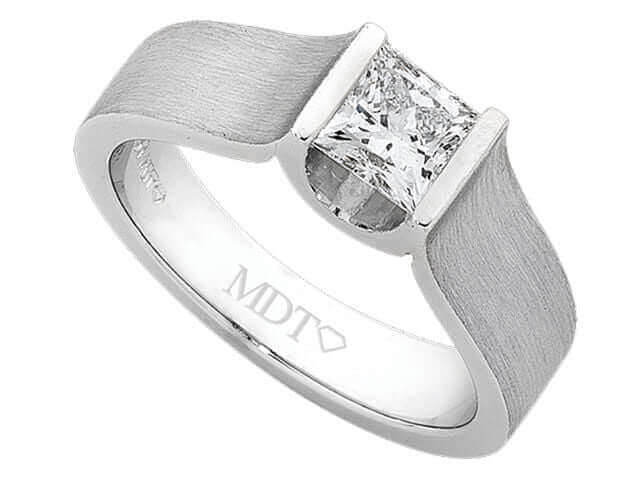 A Solitaire Bar Set Princess Cut Diamond Ring C907 in white gold.