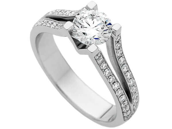 Round Diamond Ring With Split Grain Set Diamonds Band C955