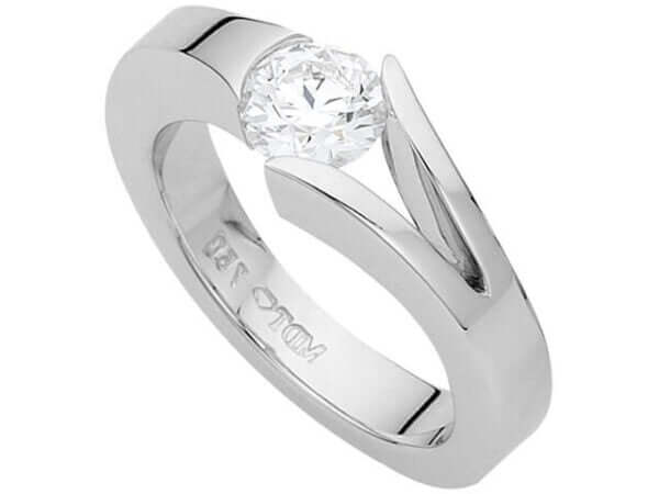 Split Tension Set Round Diamond Ring C636